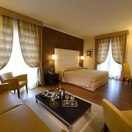 Hotel Rioverde Pralormo Extérieur photo