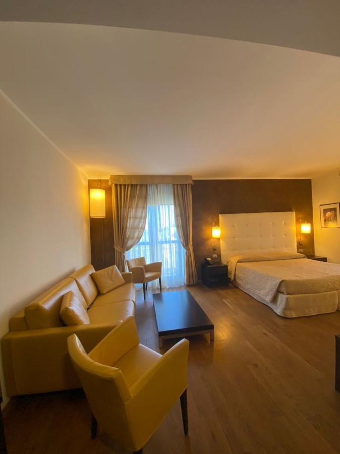 Hotel Rioverde Pralormo Extérieur photo