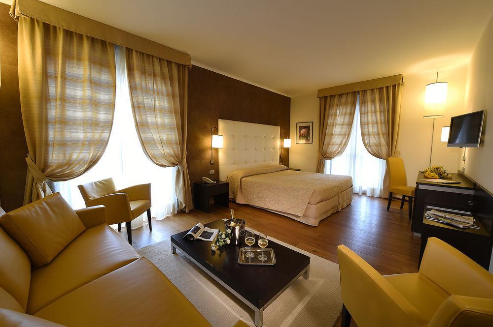 Hotel Rioverde Pralormo Extérieur photo